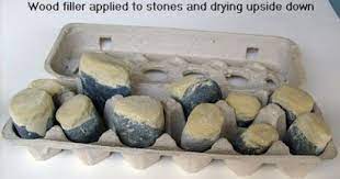 Painting Rock Stone Animals Wood Filler Applied To Stones Must Be Dried Upside Down Or The Wood Filler Hand Painted Rocks Painted Rocks Craft Painted Rocks