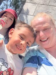 Hi all! I just wanted to introduce myself and share a photo I took 7/12  🥳🥳♋❤️❣️