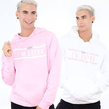 The past 10 years of working in the haircare industry has allowed me to experiment with several haircare brands. Brad Mondo V Tvittere All My Merch Is On Sale For A Very Limited Time Snatch The Merch At A Low Price While You Can Https T Co 3qz4umzuro Https T Co Bvktptltav