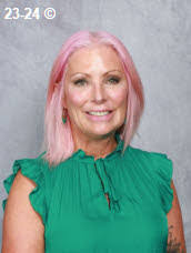 Shannon Vance's Instagram, Twitter & Facebook