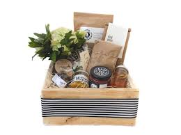 | box insider / best food gifts for men who love to eat. 9 Stylish Companies That Are Making Gift Boxes Cool Making Gift Boxes Wooden Gifts Wooden Gift Boxes