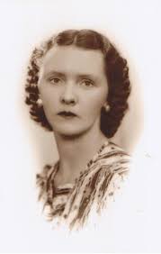 Flora Barr's Instagram, Twitter & Facebook