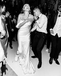 All The Details Behind Hailey Bieber S Vera Wang Wedding Reception Dress Vera Wang Wedding Gowns Celebrity Bride Vera Wang Wedding