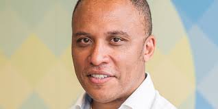 Julian Chambers's Instagram, Twitter & Facebook