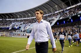 En este contexto, la continuidad de pizzi como entrenador de racing está siendo cada vez más cuestionada. Sava Regresa Al Estadio De Racing Luego De Haberle Iniciado Un Juicio Al Club Como Sera Recibido El Hoy Dt De Tigre La Nacion