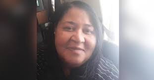 Debra Leo's Instagram, Twitter & Facebook