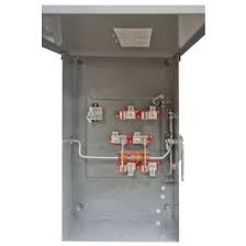 Allows the electrical system of a building/house to run off the power of a portable generator so that electrical devices can be powered during an outage. Winco Square D Manual Transfer Switch 200 Amp 2 Pole 240 Volt Outdoor