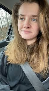 Carly Meadows (@carlymeadows)