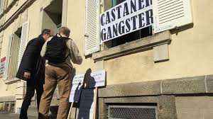 Les faits ont eu lieu en marge d'une manifestation des gilets jaunes. La Roche Sur Yon Le Bras De Fer Continue Sur La Maison Des Gilets Jaunes