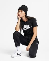 Visit the tsf sportswear us website. Nike Sportswear Essential Women S T Shirt Nike Ph