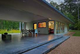 Dogtrot house / clb architects. Dog Run House Design