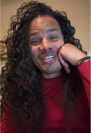 Anthony Devante Lewis Florida Stylist