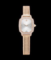 Since 1932, american jeweler harry winston has set the standard for the ultimate in fine diamond jewelry and luxury watches. Harry Winston New Emerald Watch Totalprestige Magazine