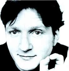 lous: Squeeze P au In The U.S. ;#1k