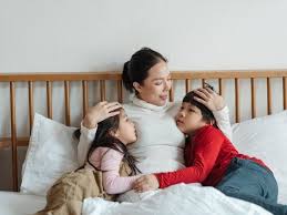 The Right Time to Talk About 'Stranger Danger' - Mom With Five