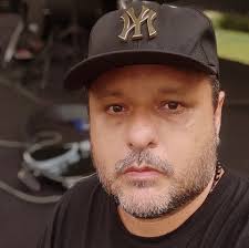 Alessandro Canel Gomes