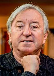 Na jisté internetové stránce je propagován léčivý přípravek urotrin, který má podle všeho pomáhat s erektilní dysfunkcí. Jiri Labus Wikipedie