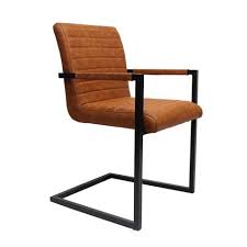 industriele eetkamerstoel kubis cognac industrieel design eetkamerstoelen stoelen industriele stoel