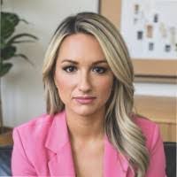 Kristin Steele's Instagram, Twitter & Facebook