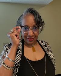 DR. ANGELA M GRAYSON (@angelamgrayson) • Instagram photos and videos