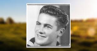 Amanda Laroche's Instagram, Twitter & Facebook