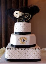 Black And Gold Topper Masquerade Cakes Black Gold Wedding Cake And Sugar Mardi Gras Mask Cake Topper Black Gold Wedding Cake Black Gold Wedding Gold Wedding Cake