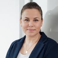 Anna Moats's Instagram, Twitter & Facebook