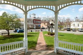 1200 morris turnpike, short hills mall, lower level. In Chatham N J A Strollable Downtown And Good Schools The New York Times