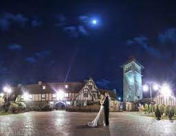 Saint Clements Castle In Connecticut Wedding Reports Connecticut Connecticut Wedding Venues Portland Wedding Venues Connecticut Wedding