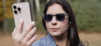 Joanna Stern: Apple AI could go one of two ways