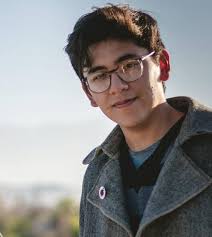 Cantautor "Asterión" lanzó su primer disco