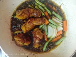 Cara membuat 1.goreng daging yang direbus sehingga separuh masak dan toskan. Resepi Ayam Masak Lada Hitam 12 Kitpramenulis