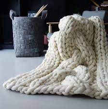 These illustrated instructions will take you through each step of arm knitting and hand knitting a bed runner in one of four sizes. Super Chunky Knit Bed Runner Chunky Knit Throw Chunky Yarn Blanket 50x100 127x254 Cm Perfec Super Chunky Knit Blanket Chunky Yarn Blanket Knitted Blankets