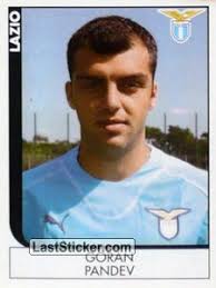 Bir dönem galatasaray forması da giyen goran pandev, 37 yaşında i̇lk olarak 2001'de milli olan pandev, 20 yıl sonra ilk kez avrupa şampiyonası maçına çıktı ve takımı adına ilk golü atan isim oldu. Sticker 190 Goran Pandev Panini Calciatori 2005 2006 Laststicker Com