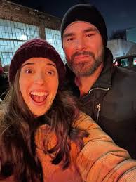 Bright up your day, TGIF🎉. . . #patrickflueger #bestfansever #chicagopd  #kimburgess #adamruzek #chicago #TGIF