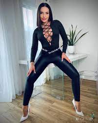 MARTA AUGUSTIN (@marta.augustin.official) • Снимки и видеоклипове в  Instagram in 2023 | Black leggins, Leather pants, Black leggings