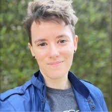 Miranda Perry (@TheMirandaP)