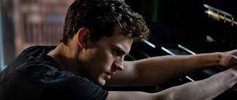 Review: In 'Fifty Shades of Grey' Movie, Sex Is a Knotty Business - The New  York Times