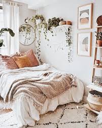 Diy decor for the home, inspiration for home decor and styling. Pin By Andrea Ramirez On Bed Room Inspiration Bedroom Redecorate Bedroom Dorm Room Decor