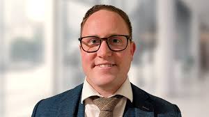 Meet our distribution team