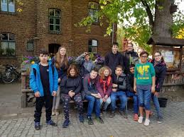 Nordpark also has several theme gardens, the most popular among which is the japanese garden, with traditional japanese foliage and decorations. O1 Schule Am Nordpark