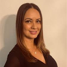 Kelly Nardoza's Instagram, Twitter & Facebook