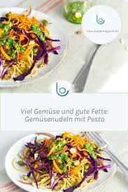 Viel Gemuse Und Gute Fette Spaghetti Mit Buntem Gemuse Und Pesto Uloop Magazin Rezepte Gesund Lebensmittel Essen Essen Fur Die Seele