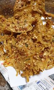 See more of sambal ikan bilis kering riqzmie on facebook. Crisp Yummylicious Fresh Homemade Rempeyek Kacang With Ikan Bilis Food Drinks Packaged Snacks On Carousell