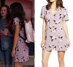 In april 2021, the series was renewed for a second season. Ginny And Georgia 1x03 Fashion Clothes Style And Wardrobe Worn On Tv Shows Shop Your Tv