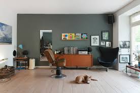 Erwarten sie von ihrem mobilen friseur in berlin alle friseurdienstleistungen eines salons jedoch bequem und entspannt in ihrer gewohnten ihr mobiler friseur in berlin steht auch bundesweit in deutschland, österreich und sogar der schweiz für hohe qualität in der mobilen dienstleistung. Welcher Friseur In Berlin Schneidet Gut Ab 12 Echte Empfehlungen