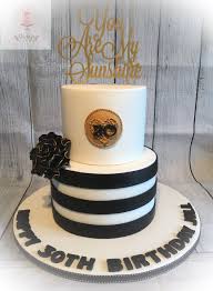 Black And Gold 30th Birthday Cake For Men Black White And Gold Cake For A Surprise 30th Birthday Celebration 4 Layers Of Red Velvet Sponge 40th Birthday Cakes White Birthday Cakes 18th Birthday Cake