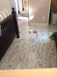 Hampton Bay Maui Whitewashed Oak 8 Mm Thick X 11 1 2 In Wide X 46 1 2in Length Click Lock Laminate Flooring 22 28 Sq Ft Case 898923