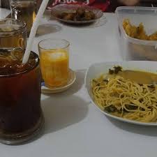 Resep gulai nangka kuah lontong sayur sumateracara membuat kuah lontong sayur sumatera enakbahan:7 buah cabe merah3 buah cabe rawit merah5 siung bawang putih. Photos At Lontong Gulai Paku Celok Breakfast Spot