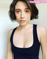 Experience Lindsay Mullan's raw and explicit content